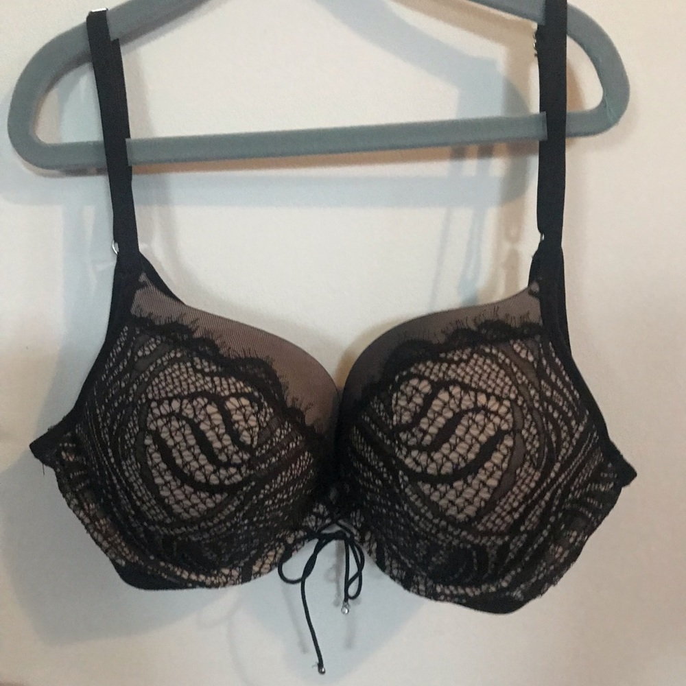Victoria Secret Very Sexy Push Up 36B